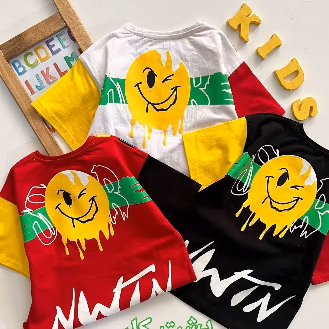 ست تیشرت وشلوارک اسپرت بچگانه طرح استیکردار دخترانه وپسرانه سایز45تا60 سوپرپنبه لاکرادار باارسال رایگان