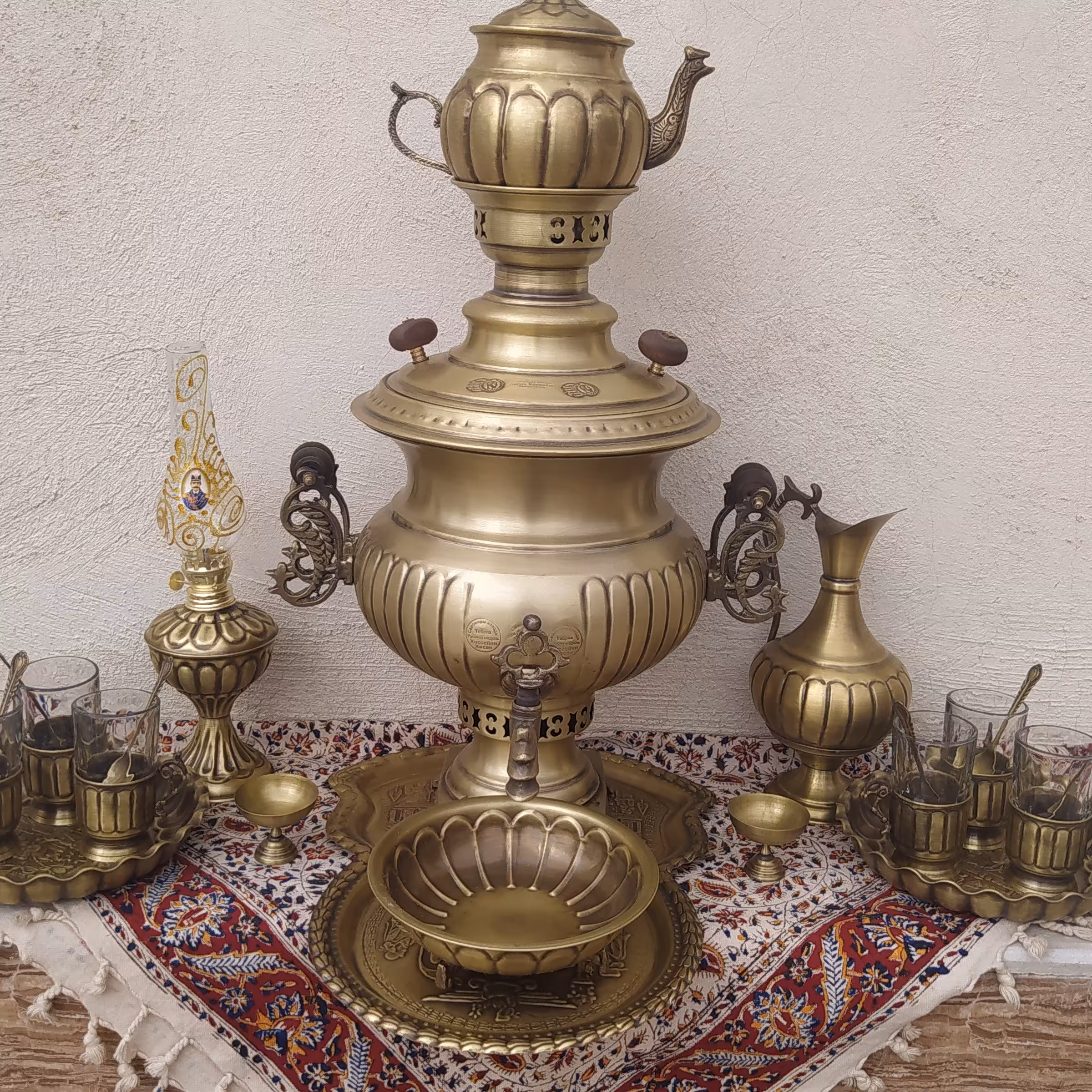 سماور برنجی ذغالی مدل استکانی پخدار6لیتر