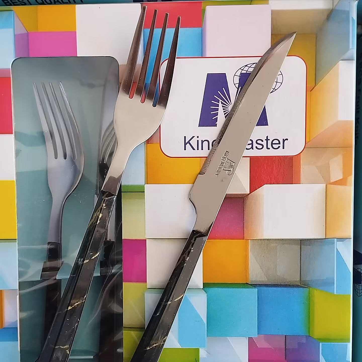 کارد و چنگال 