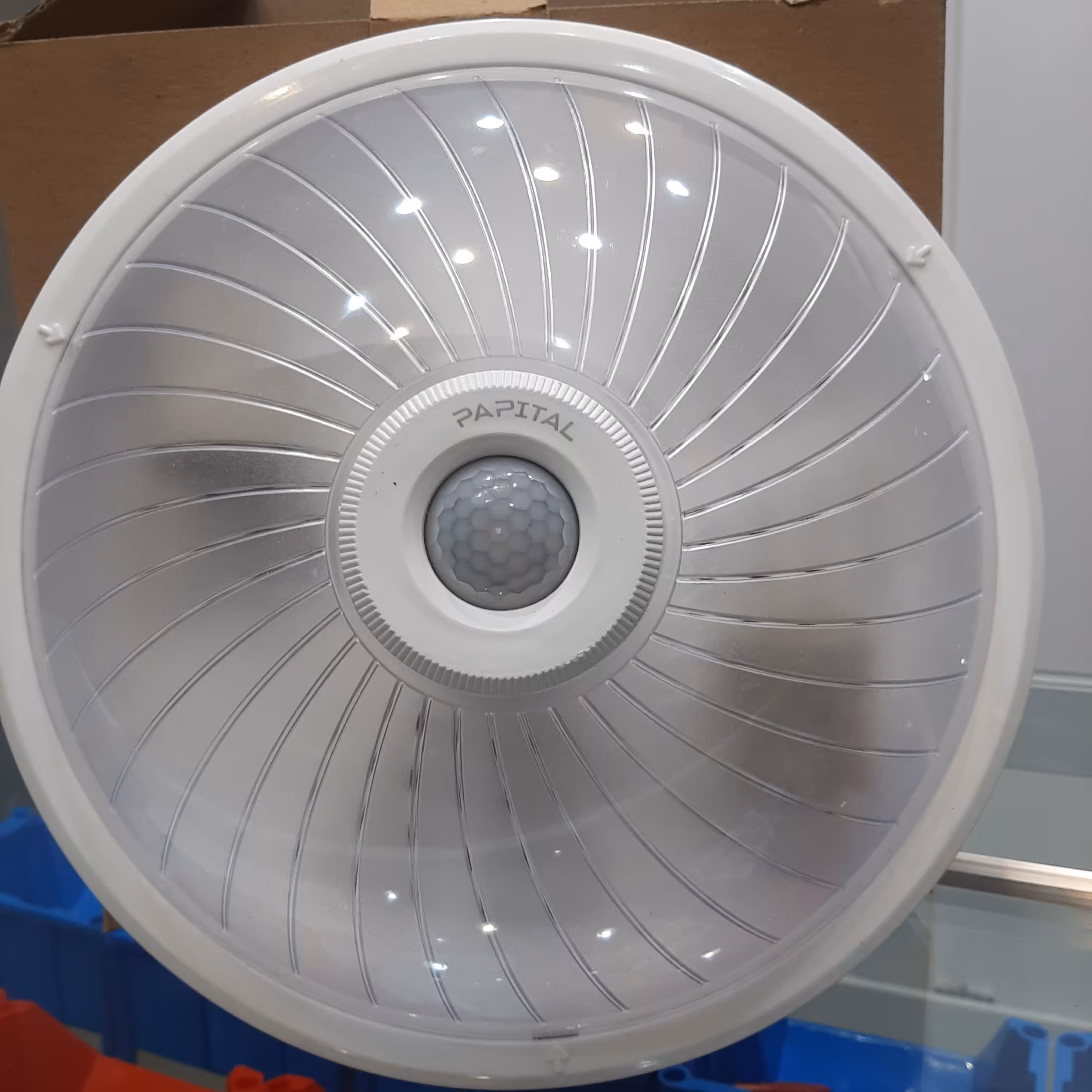 لامپ سقفی سنسوردار