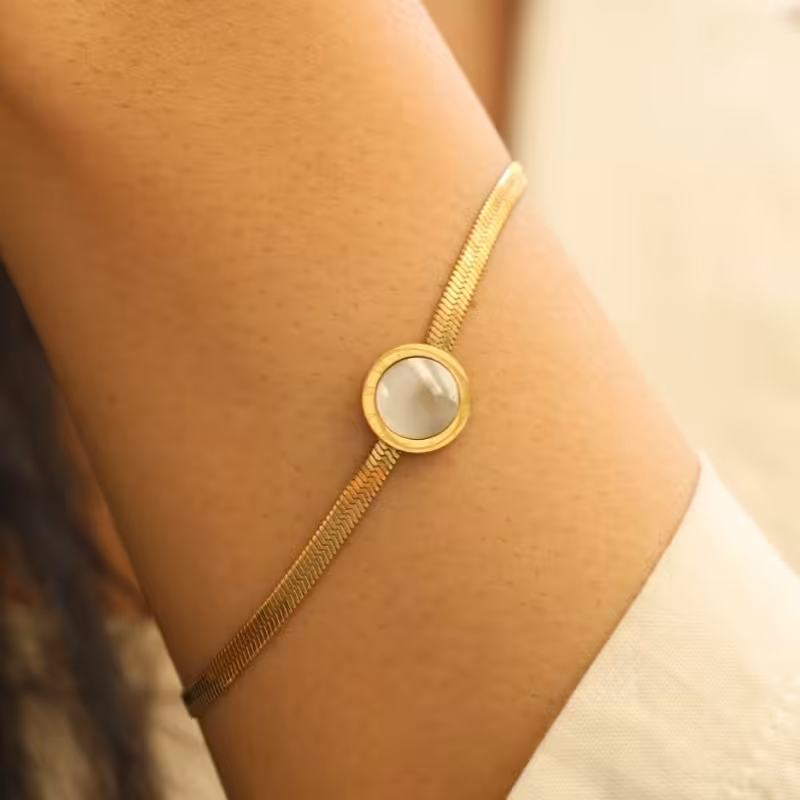 دستبندماری طلایی