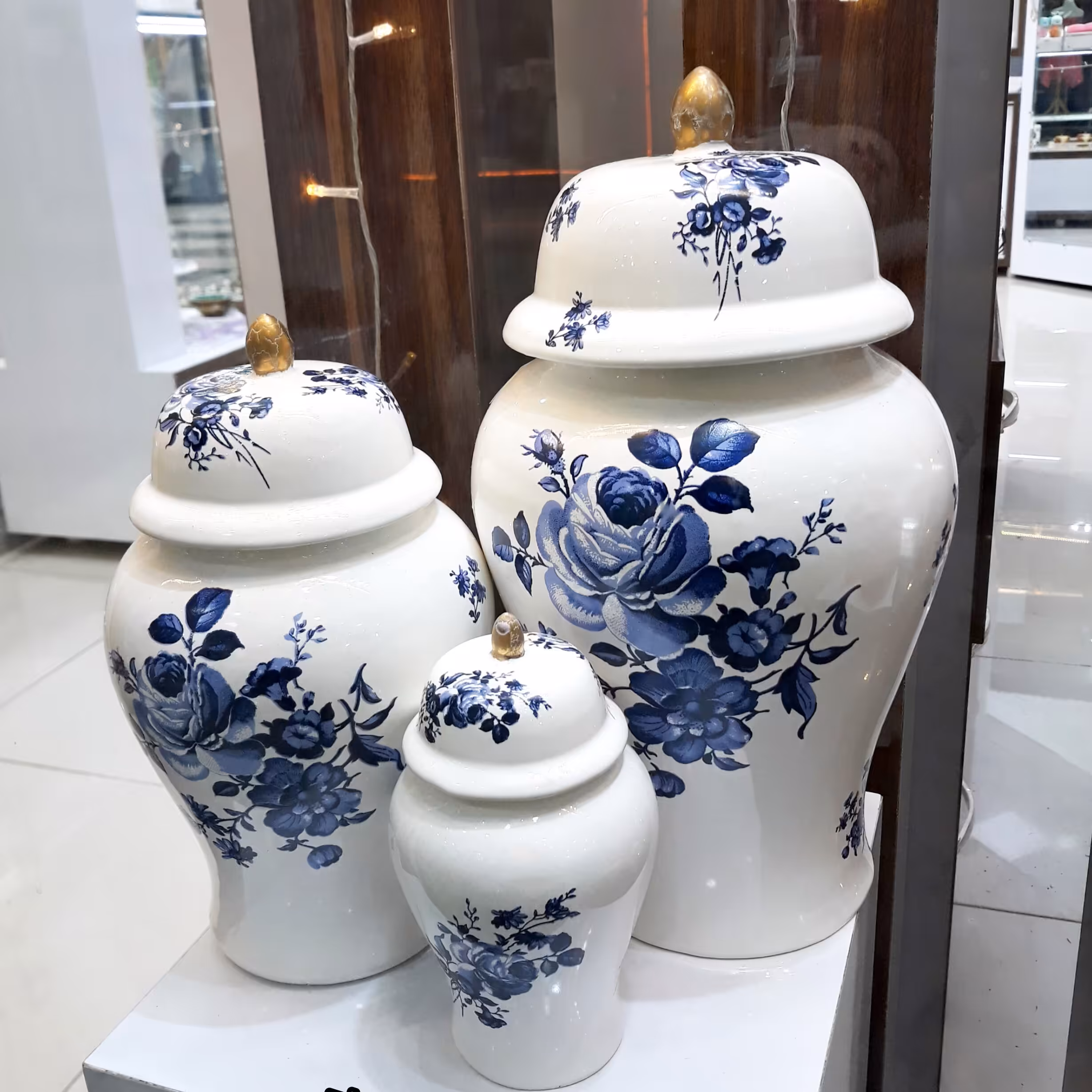 ست 3 عددی جینجر جار
دسته طلا، شیک و مجلسی
جنس سرامیک، کیفیت تضمینی
نشکن، ضد حرارت، رنگ ثابت
قابل استفاده در ماشین ظرفشوی