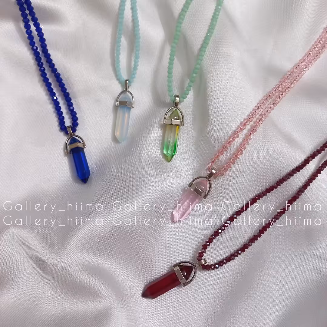 رو لباسی کریستال با آویز منشور 