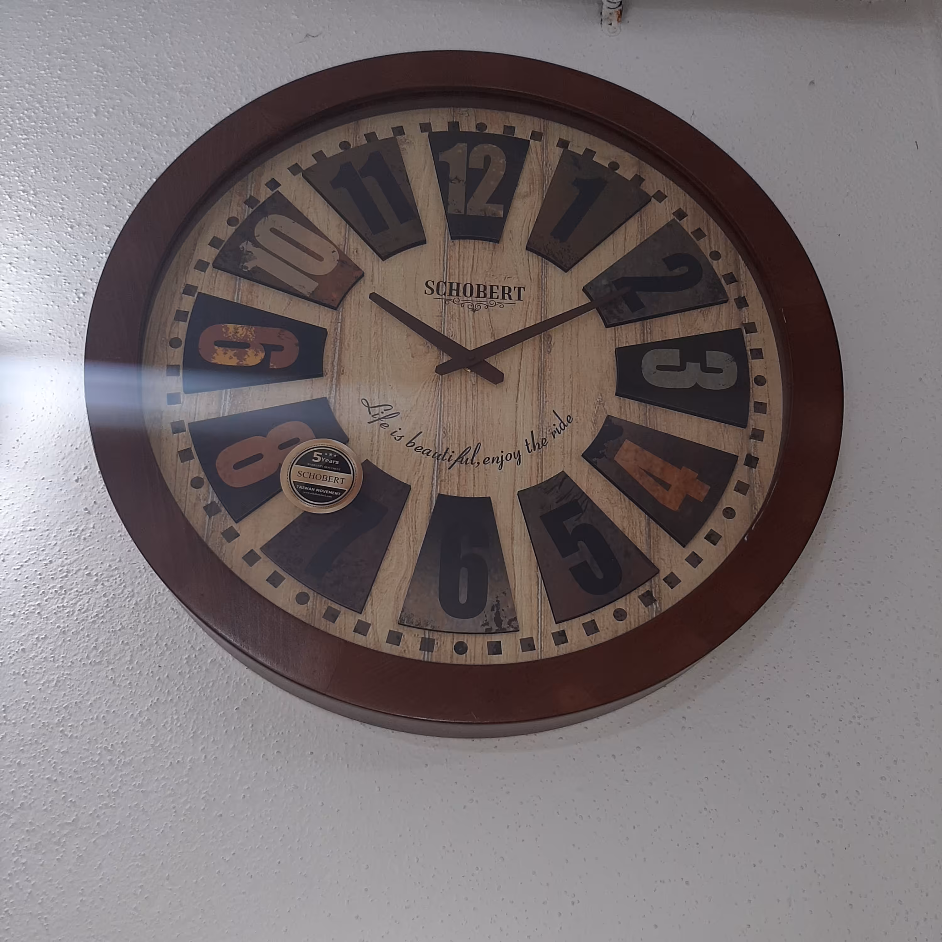 ساعت دیواری مارک شوبرت(schobert)طرح اعدادرنگی با قطر60سانتیمتر