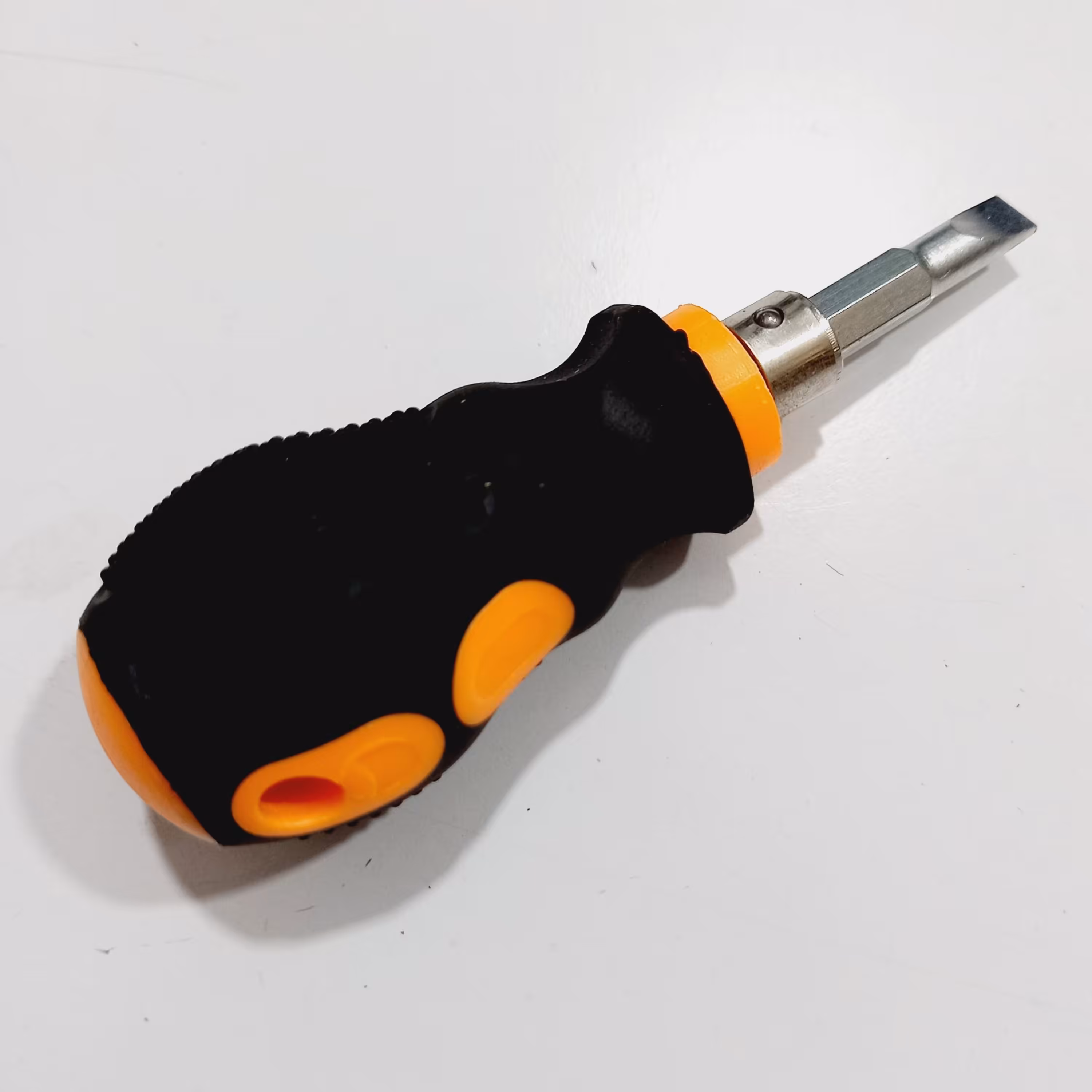 پیچ گوشتی مشتی قابل تعویض دوسو و چهارسو بدنه پلاستیکی