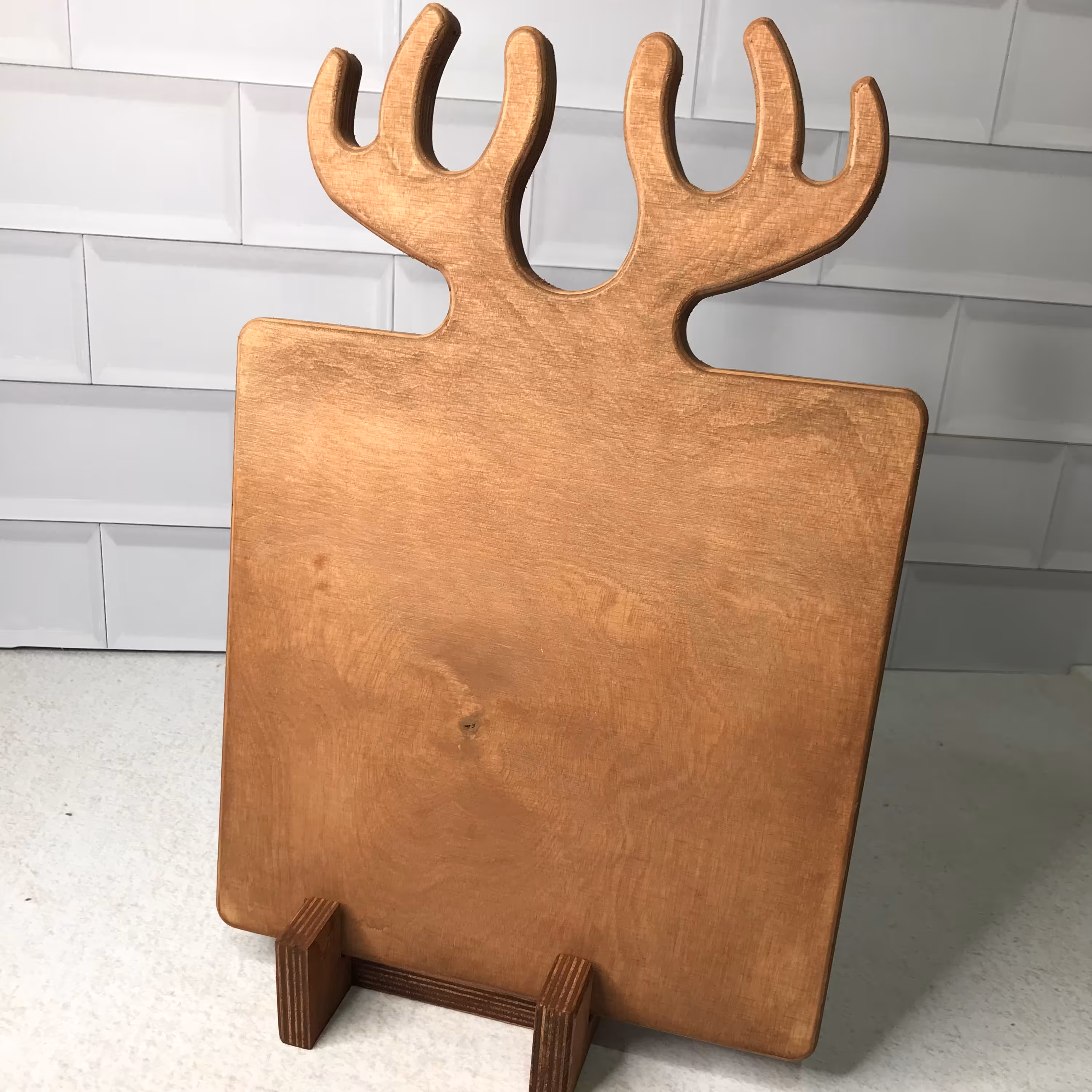 تخت سرو شاخه گوزن مربع (  قابل شست و شو )