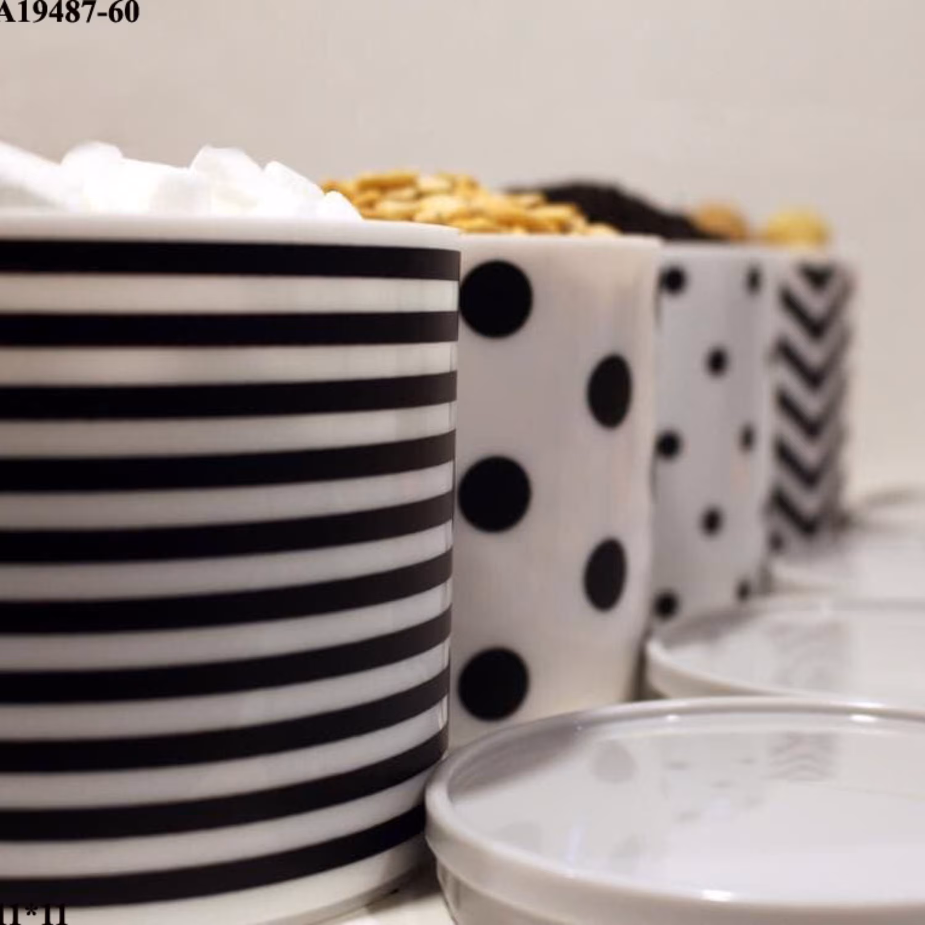 بانکه کلاسیک بسته 3عددی باکیفیت جنس پلاستیک 