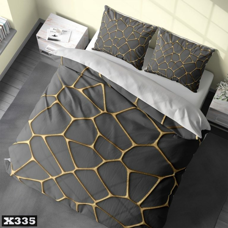 سرویس روتختی دو نفره سه بعدی (دونفره3d) بزرگسال طرح سنگ فرش طلایی با زمینه مشکی برای تخت با عرض160