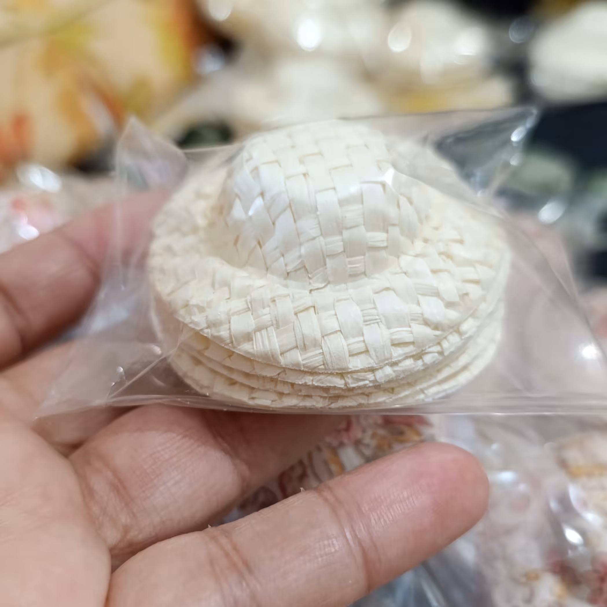 کلاه عروسک 5سانت5عدد نباتی طرح حصیری