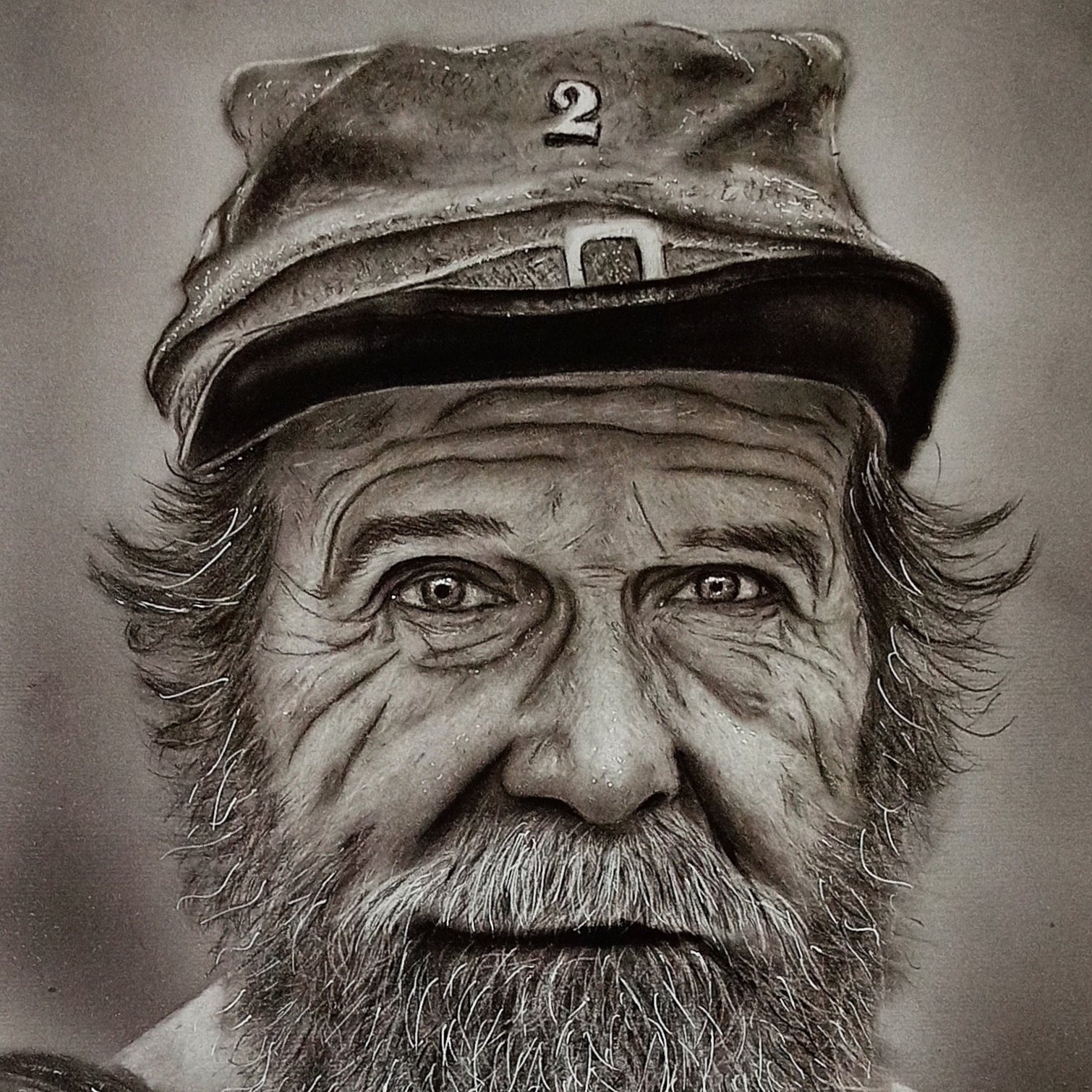 سفارش طراحی چهره سایز آ4 سیاهقلم هایپررئال با بهترین و باکیفیت ترین ابزار