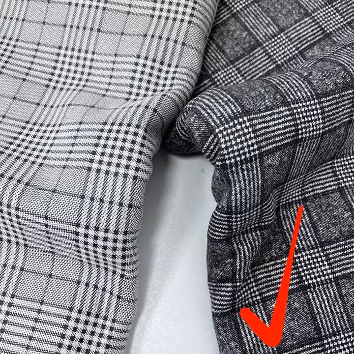 پارچه سوئیت چهارخانه عرض 150  