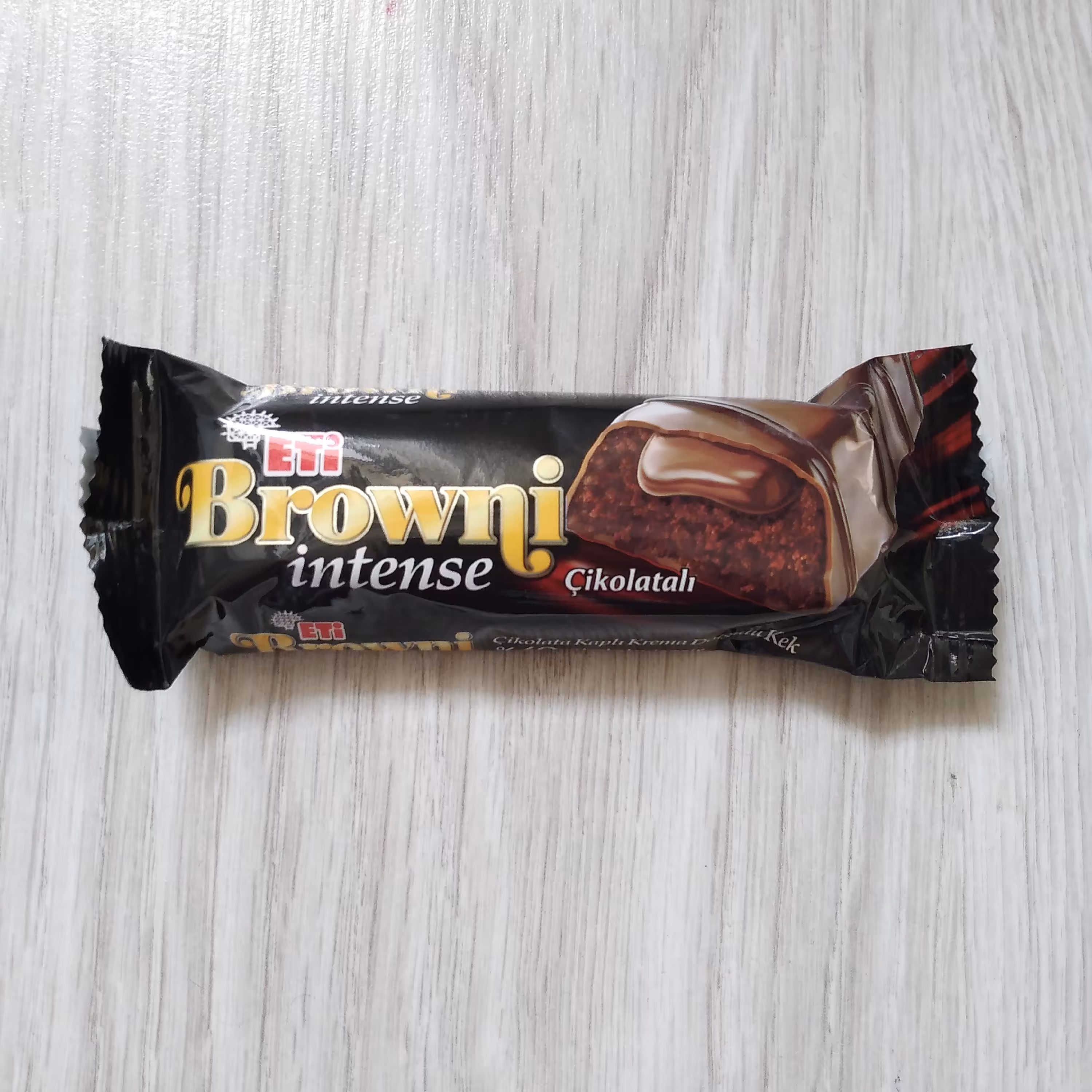 کیک کاکائویی کرمدار روکش شکلاتی براونی ترکیه ETI browni intense