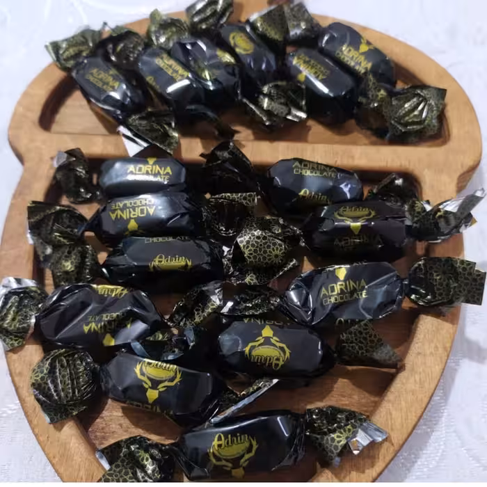 شکلات تلخ دوسرپیچ کلاسیک نوستالژیک آدرین(یک کیلویی)دارک کاکائویی  کاکایو