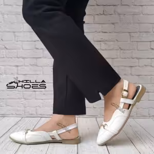 صندل زنانه چرم پشت باز سگک دار سفید