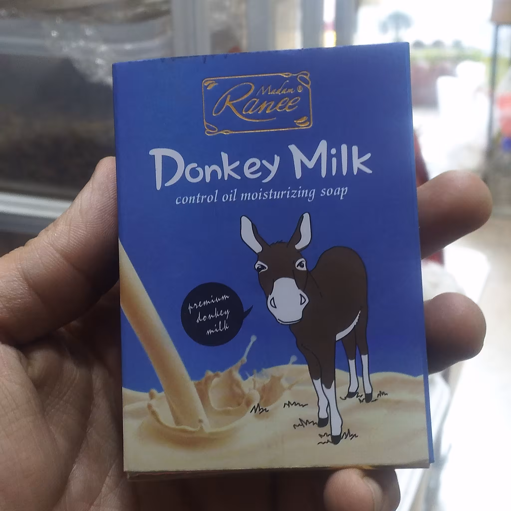 صابون جوان کننده شیر الاغ دارای بارکد رسمی معطر و ضد خشکی پوست 100گرمی