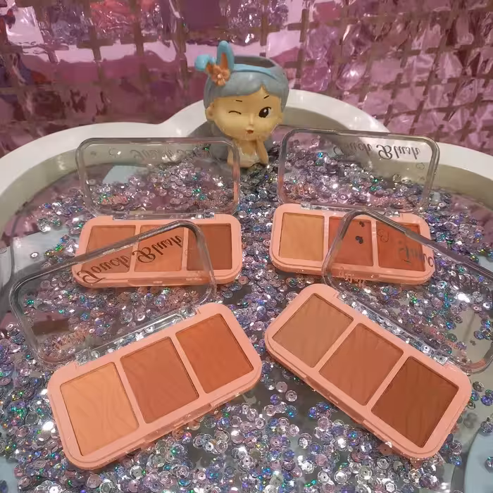 پلت رژگونه سه تایی