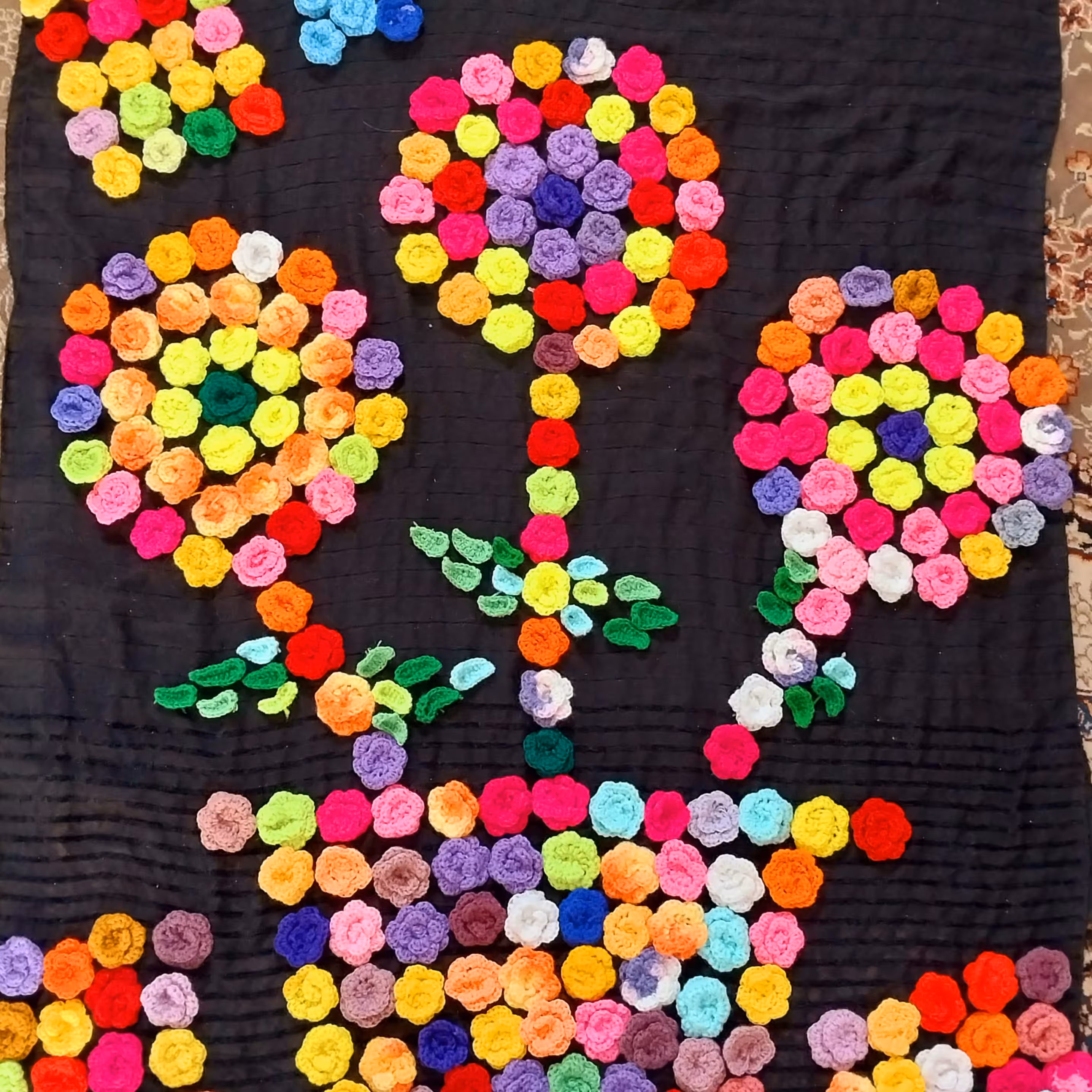 گل تزیینی مناسب گل سر گل سینه تزیین لباس بافتنی تزیین تل و...