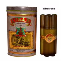 عطر 10 میل سیگار . مردانه. شیرین و  گرم
