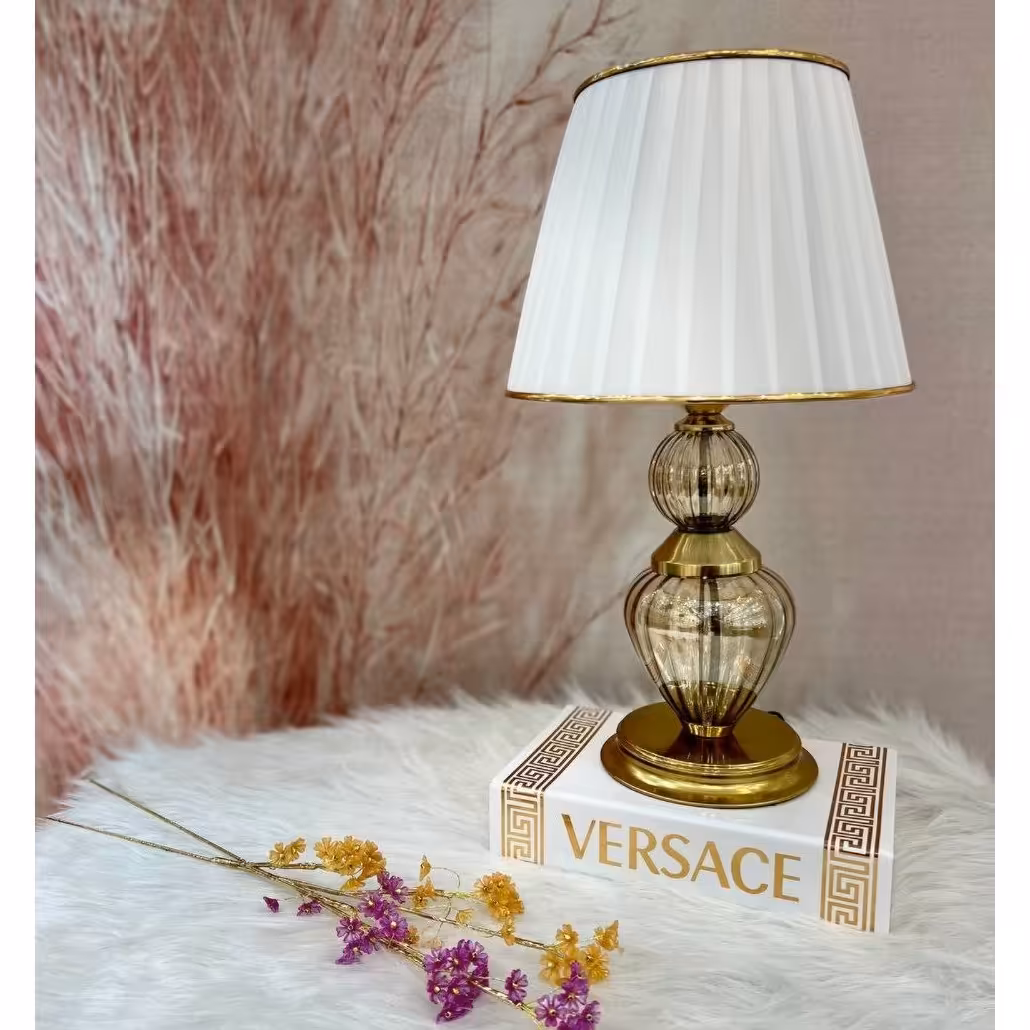 آباژور  چراغ خواب رو میزی  طلایی 