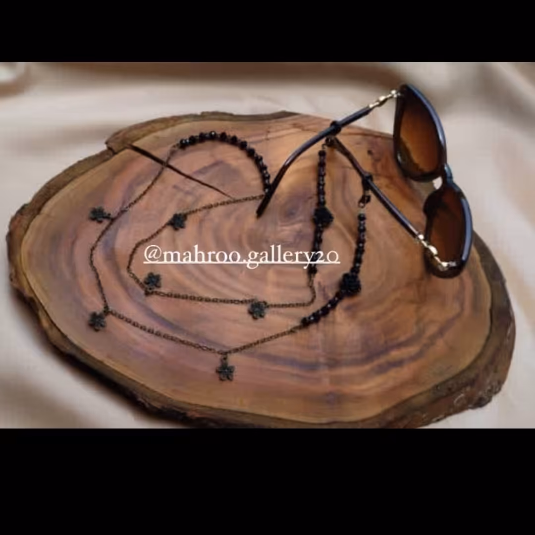 بند عینک دستساز برنزی و کریستالی گل شکوفه فوق العاده زیبا و تک با قیمت مناسب