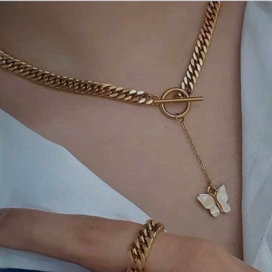 نیم ست کارتیه با قفل تی