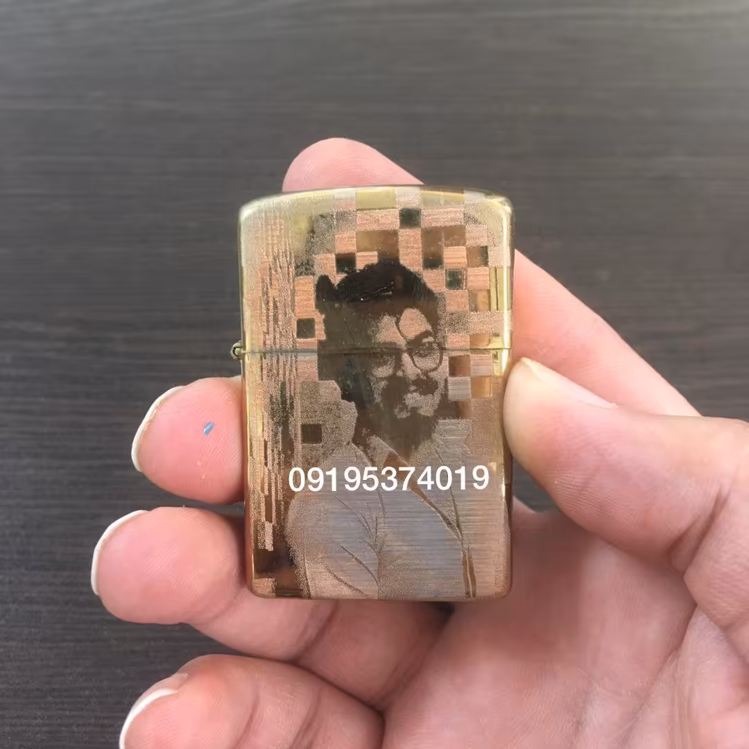 فندک با حک چهره