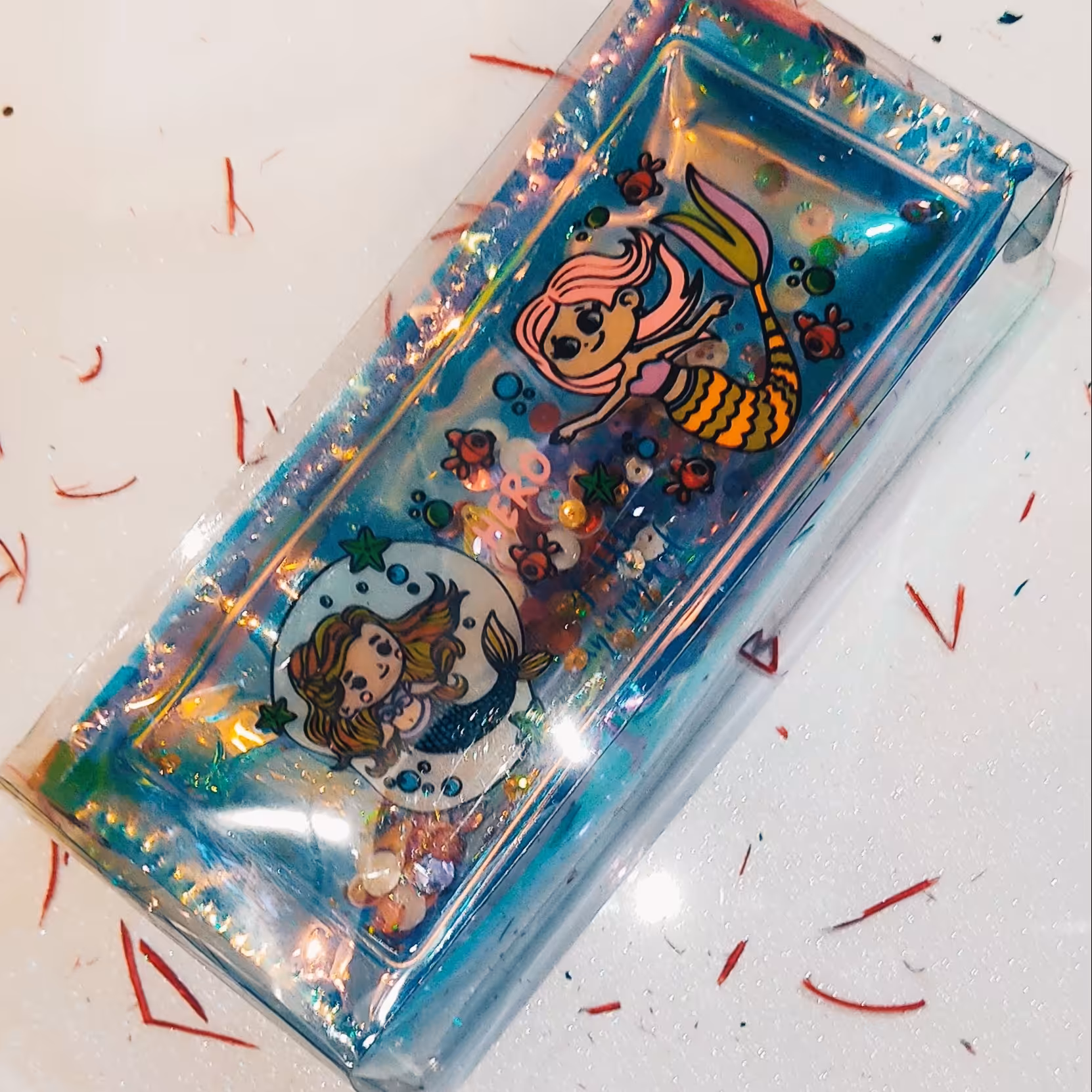 جامدادی اکواریومی