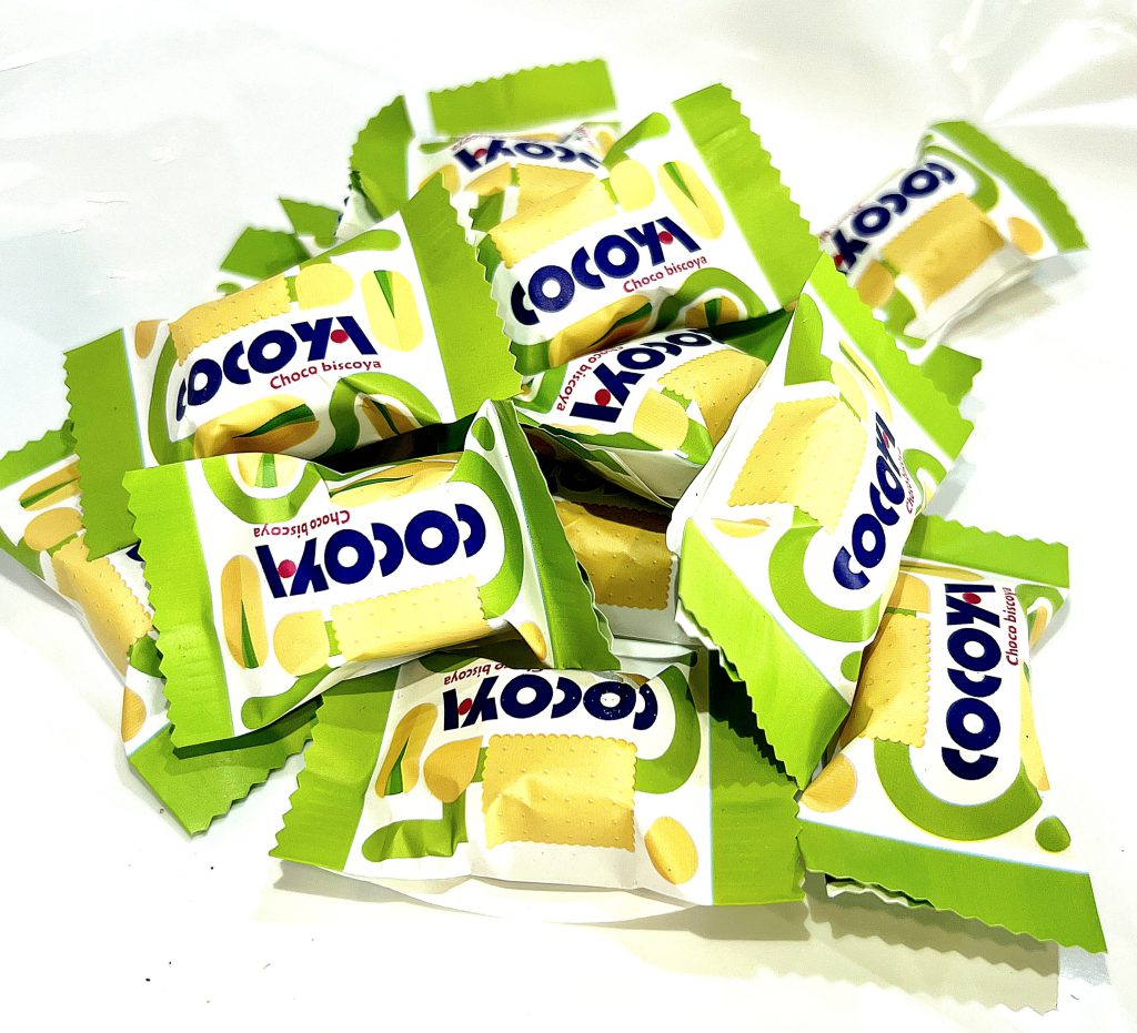 شکلات کوکویا پسته ای و فندقی cocoya - آجیل و خشکبار ماهتیسا