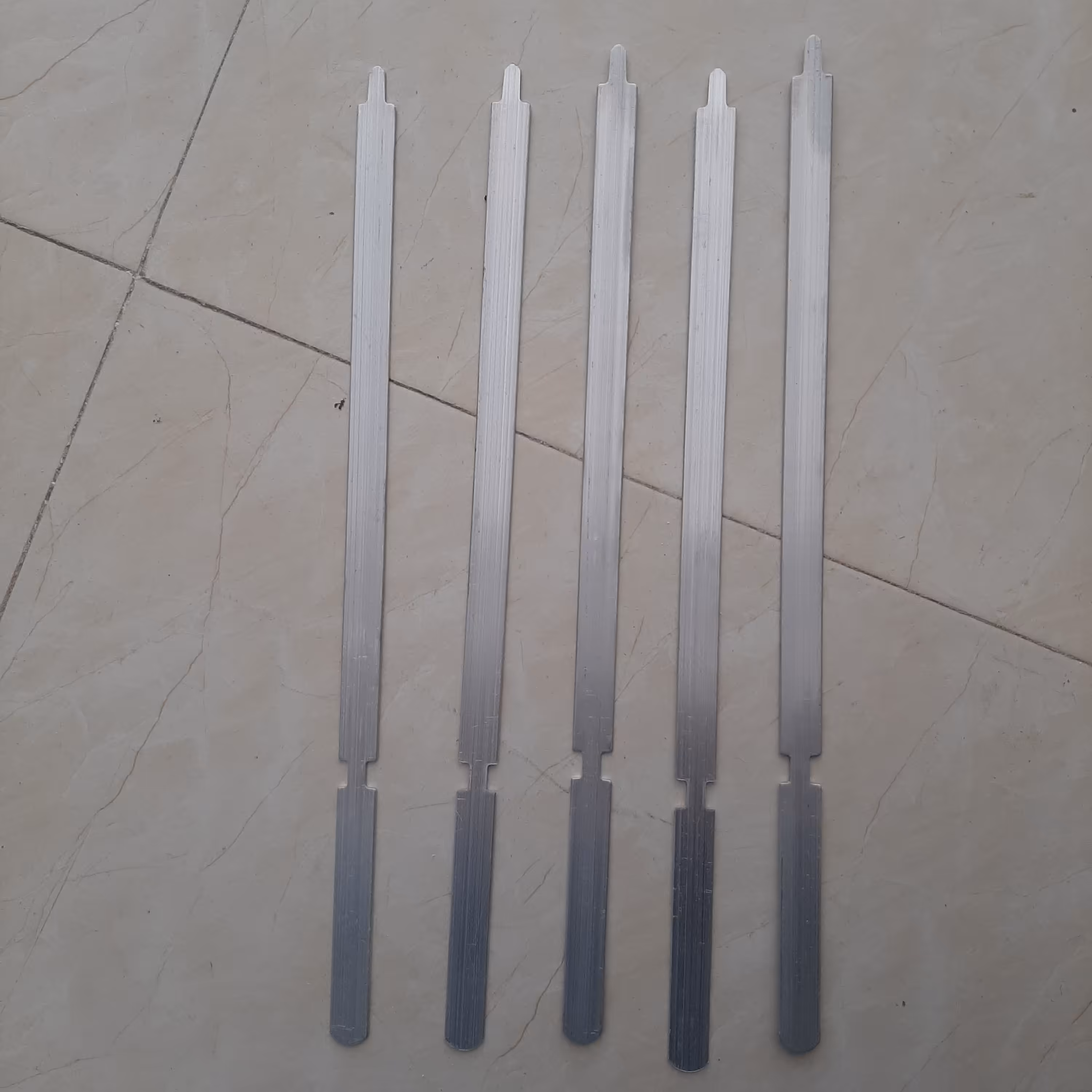 سیخ مخصوص کوبیده جنس آلومینیوم بسته 10 عددی