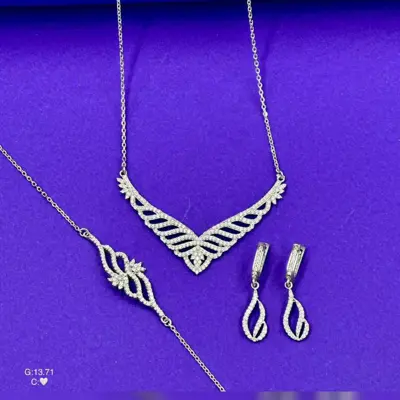 سرویس نقره زنانه با عیار 925و آبکاری طلا سفید ضد حساسیت بدون ریزش نگین