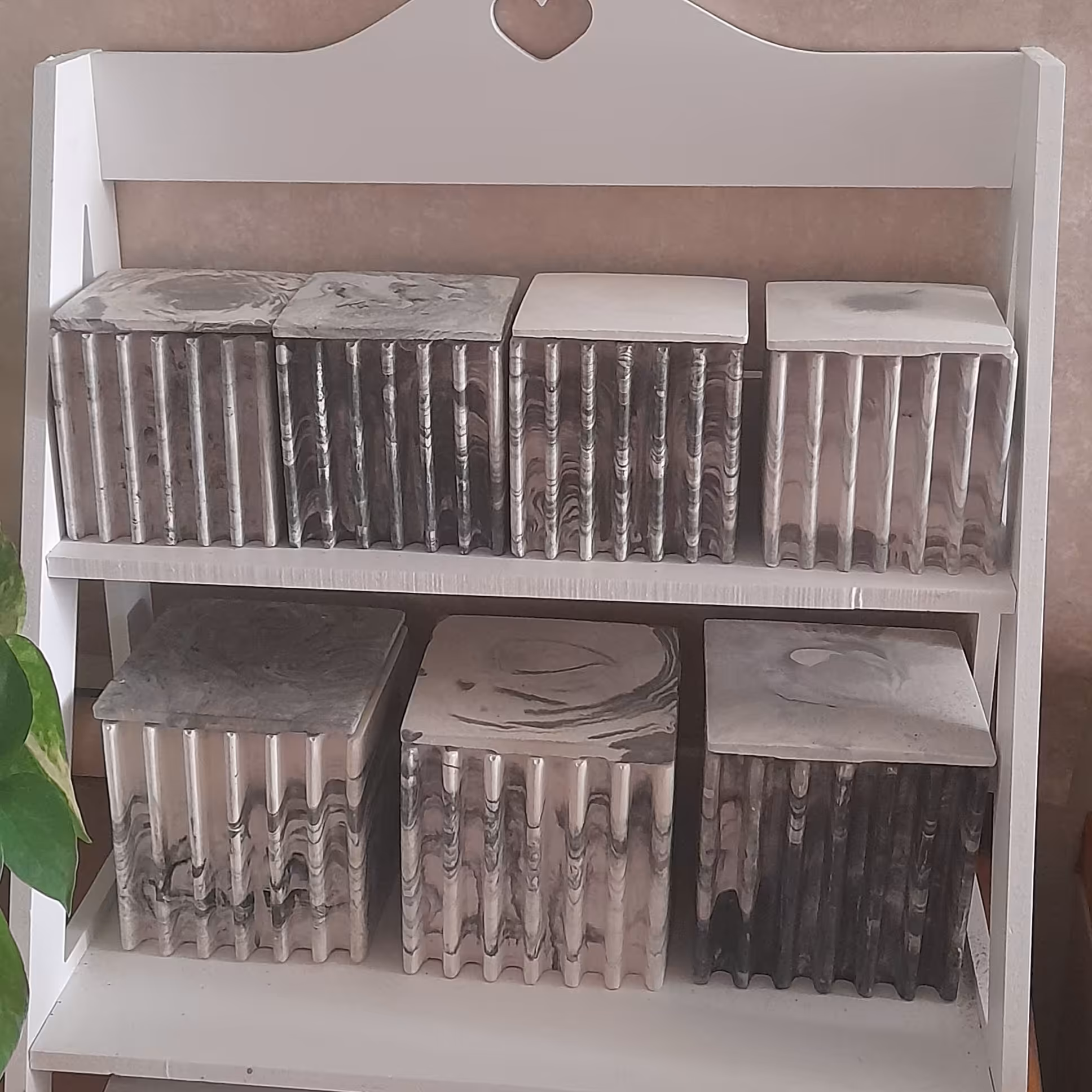 بانکه  پاسماوری و ادویه جات   ارتفاع  8سانت (پس کرایه)