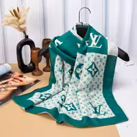 شال سوپرنخ سبز-صدفی طرح Lv ریز و درشت