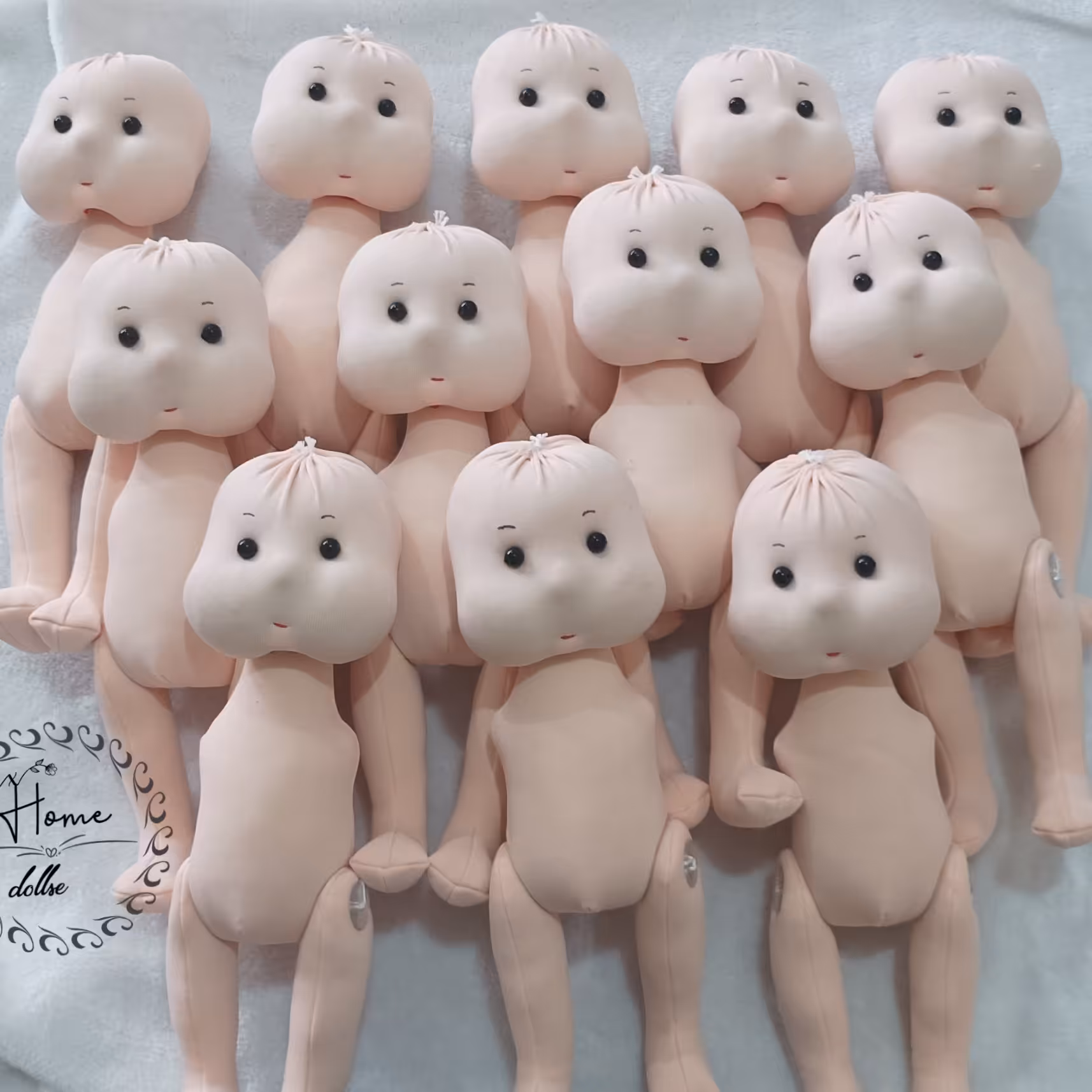 بدن عروسک روسی خنگول 30سانتی (پس کرایه)