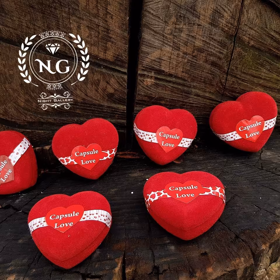 شکلات قلب مخمل