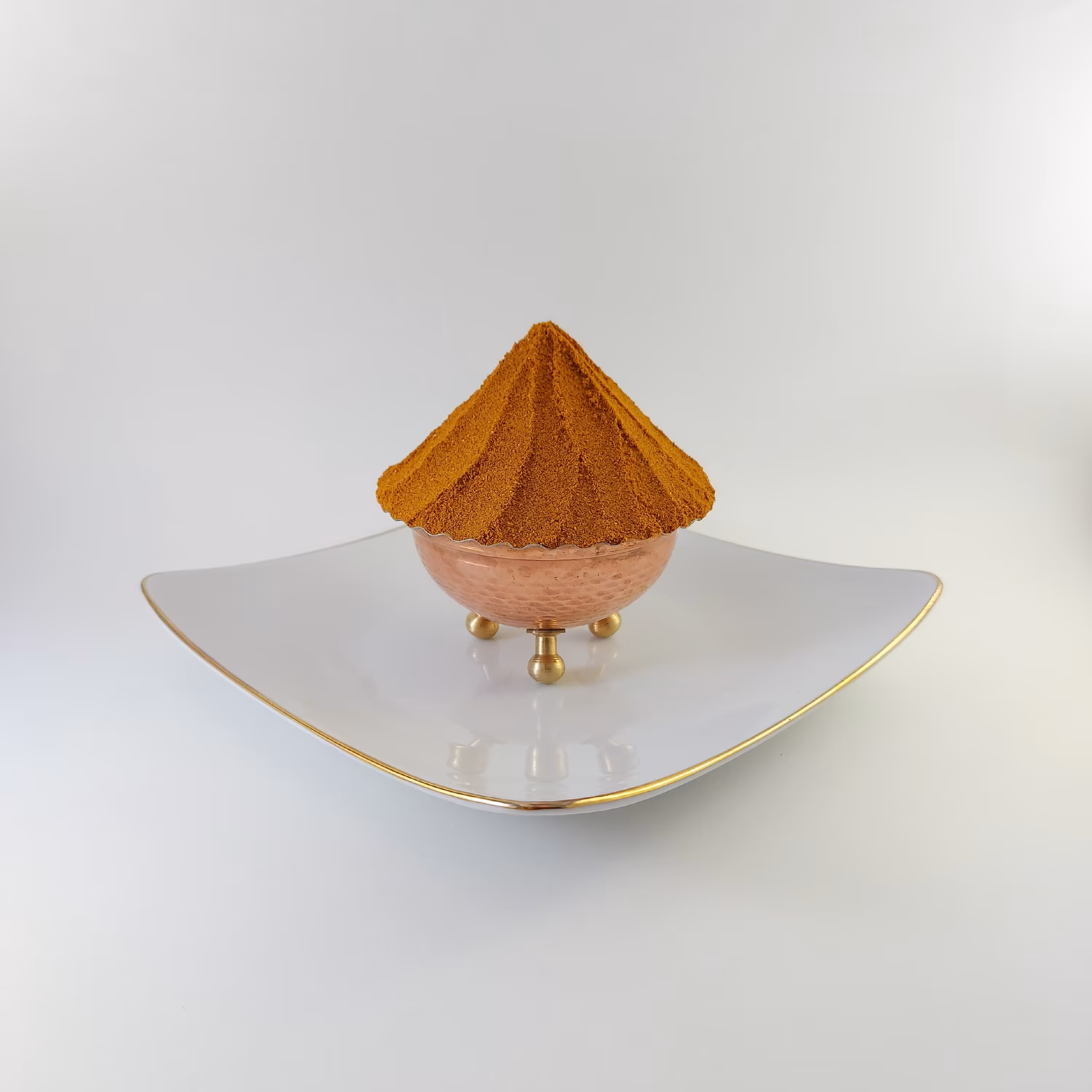 ادویه تندوری  (50 گرمی) مناسب مزه دار کردن گوشت ، مرغ و جوجه کباب