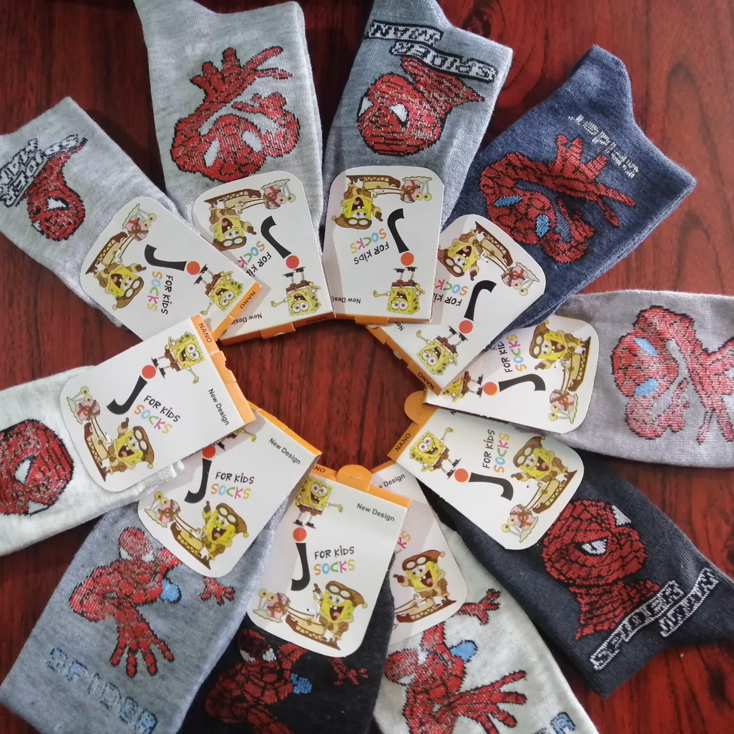 جوراب پسرانه مردعنکبوتی