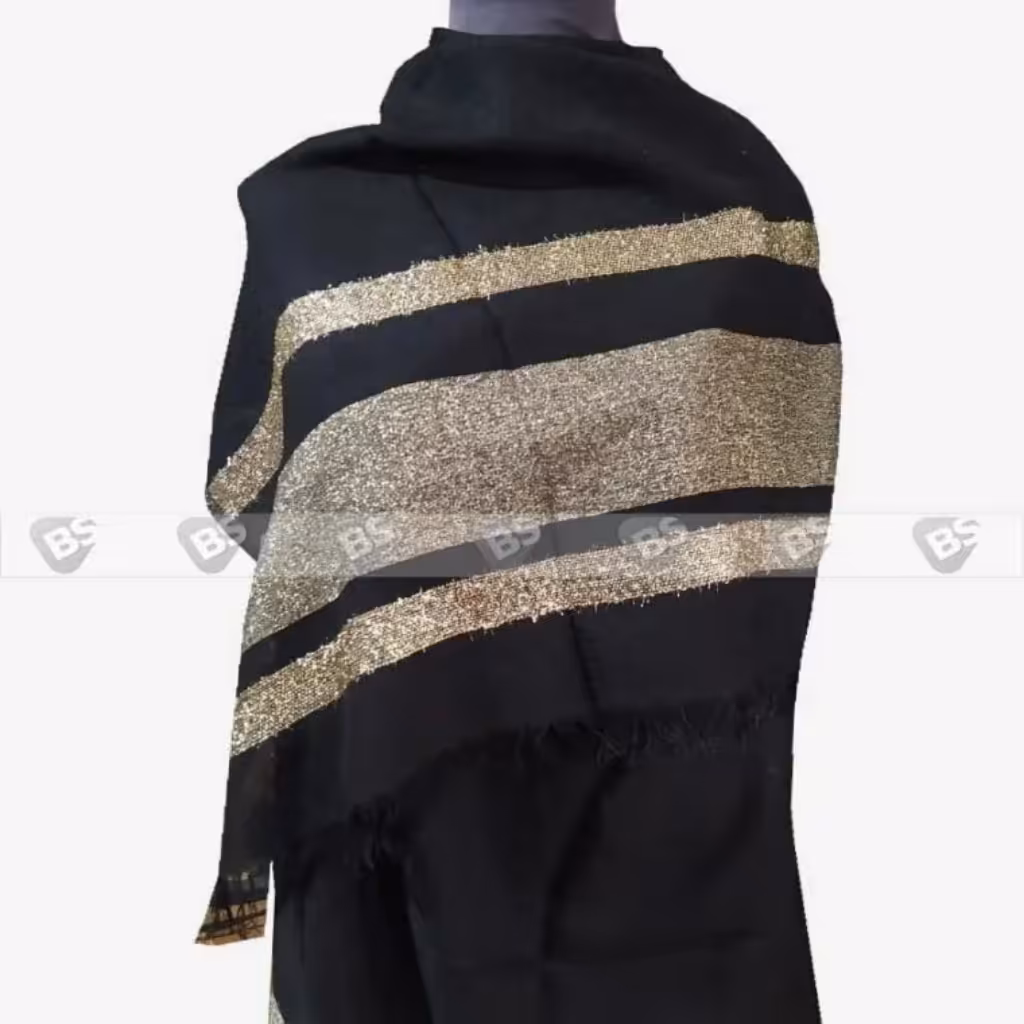 شال نخی میکادو  مشکی و طلایی سبک سر نمیخوره