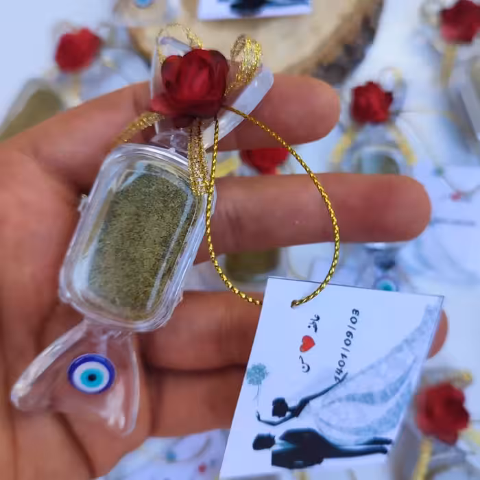 گیفت  شکلاتی حنا