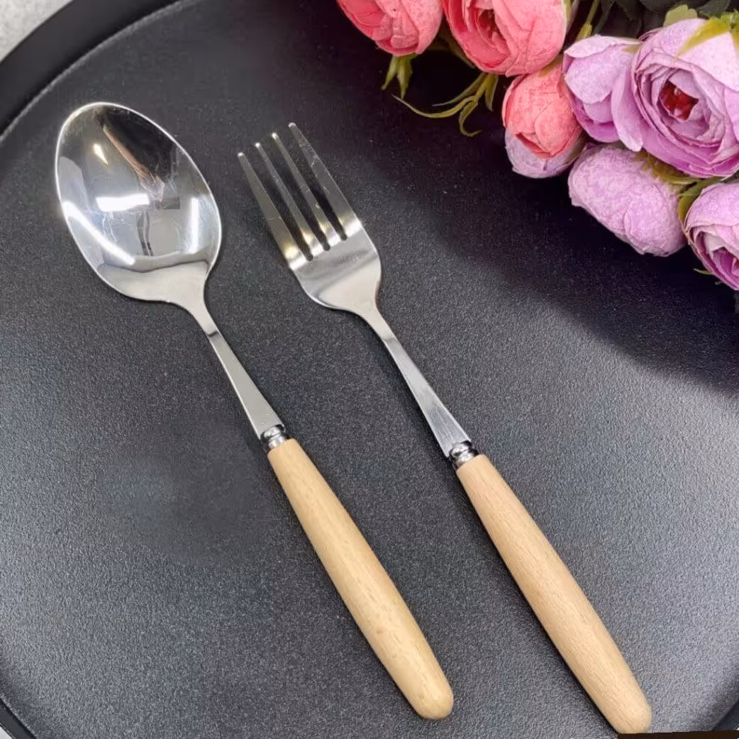 ست قاشق و چنگال غذاخوری دسته چوبی
