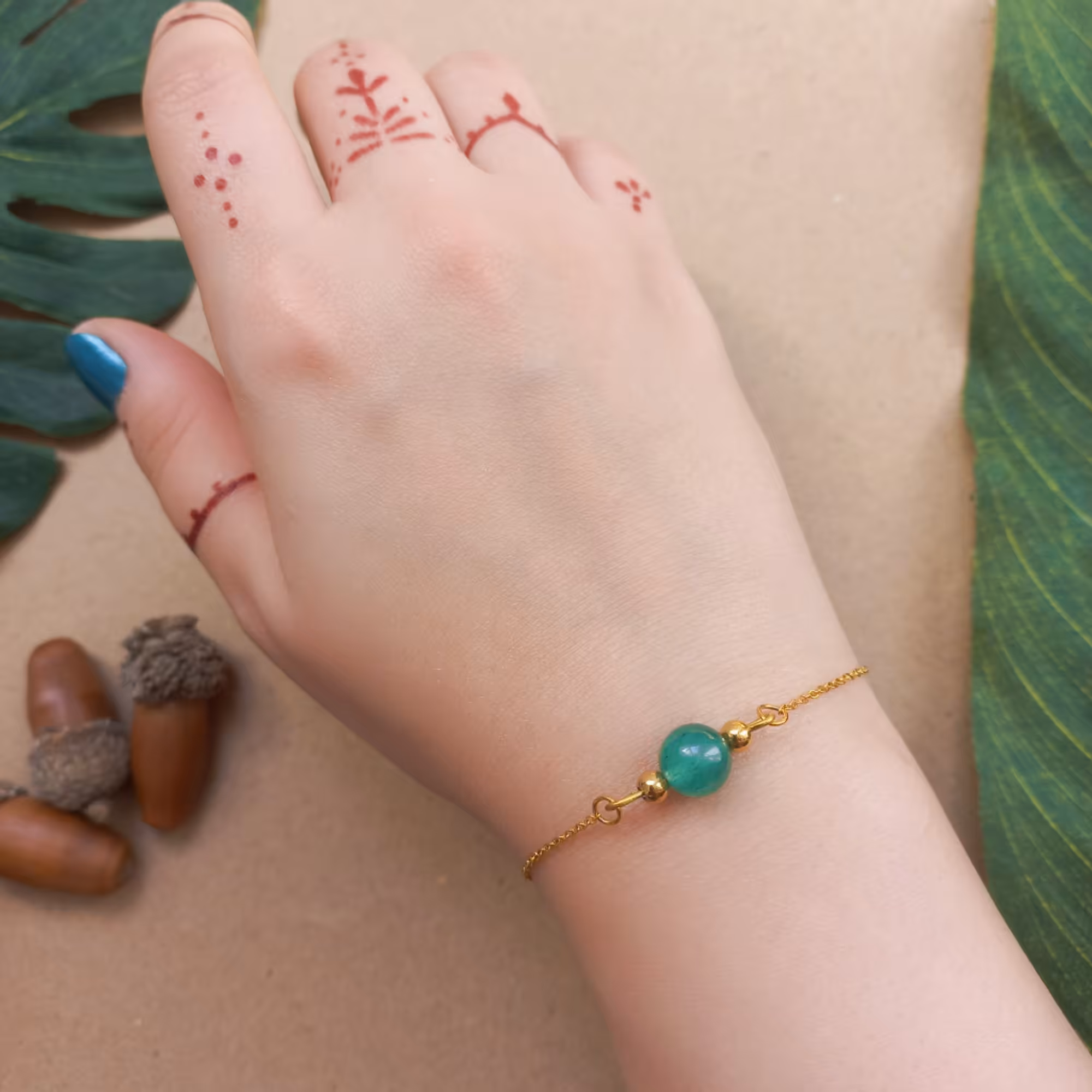 دستبند آونتورین طبیعی با گوی استیل