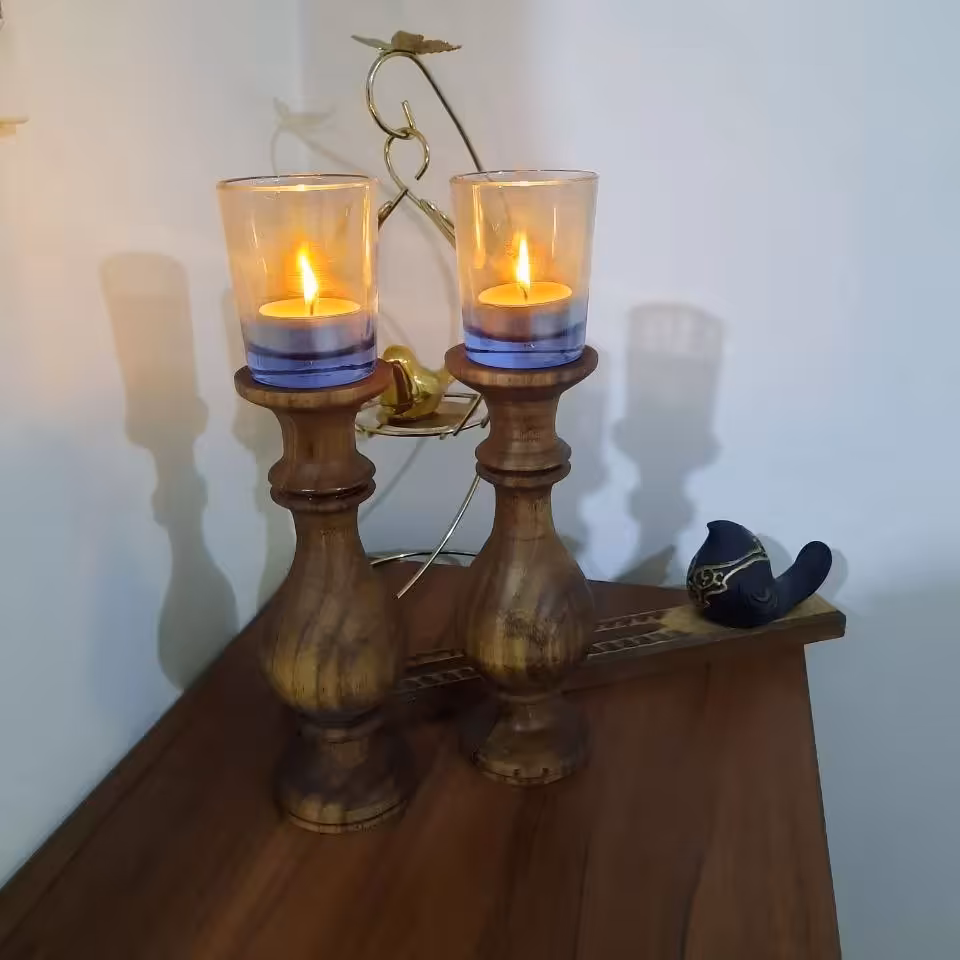 شمعدانی

 ( چوب گردو
)
