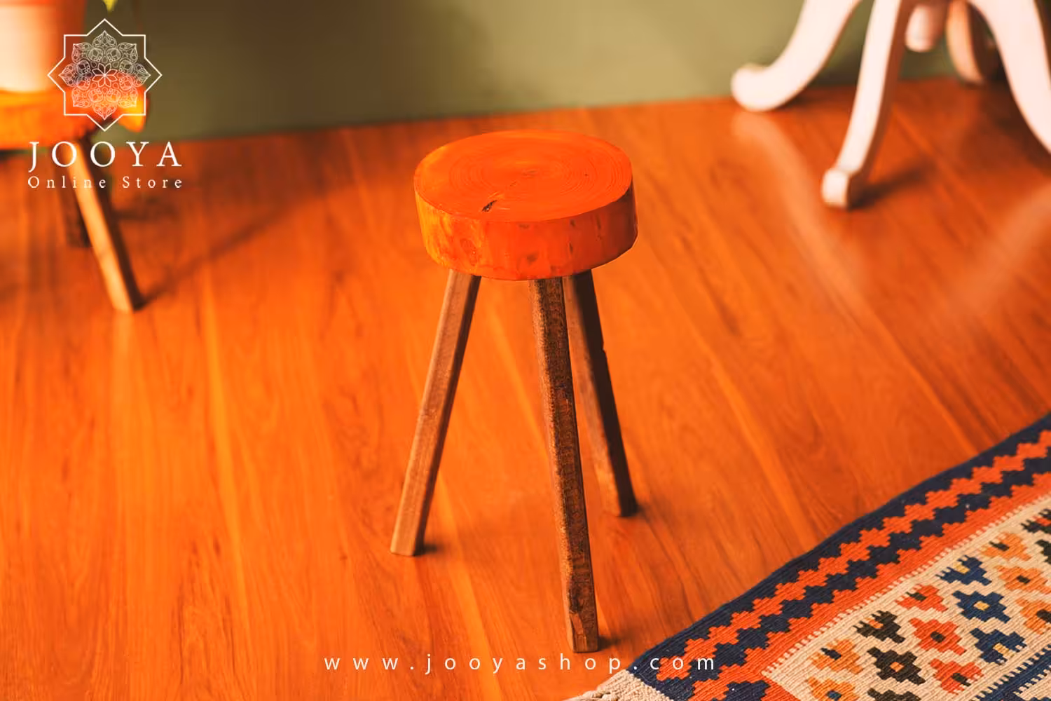 استند چوبی تروند
