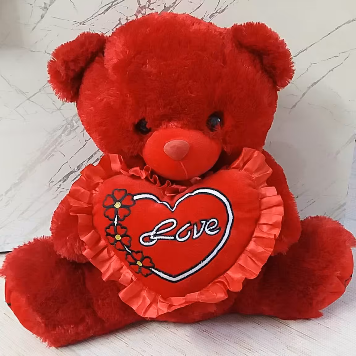 عروسک خرسی قرمز ولنتاین قلبی وارداتی نیم متری همراه با کوله حمل عروسک 