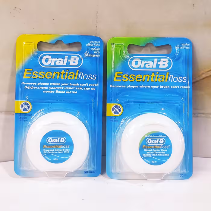 نخ دندان اورال بی 50متری ساده و نعنایی 