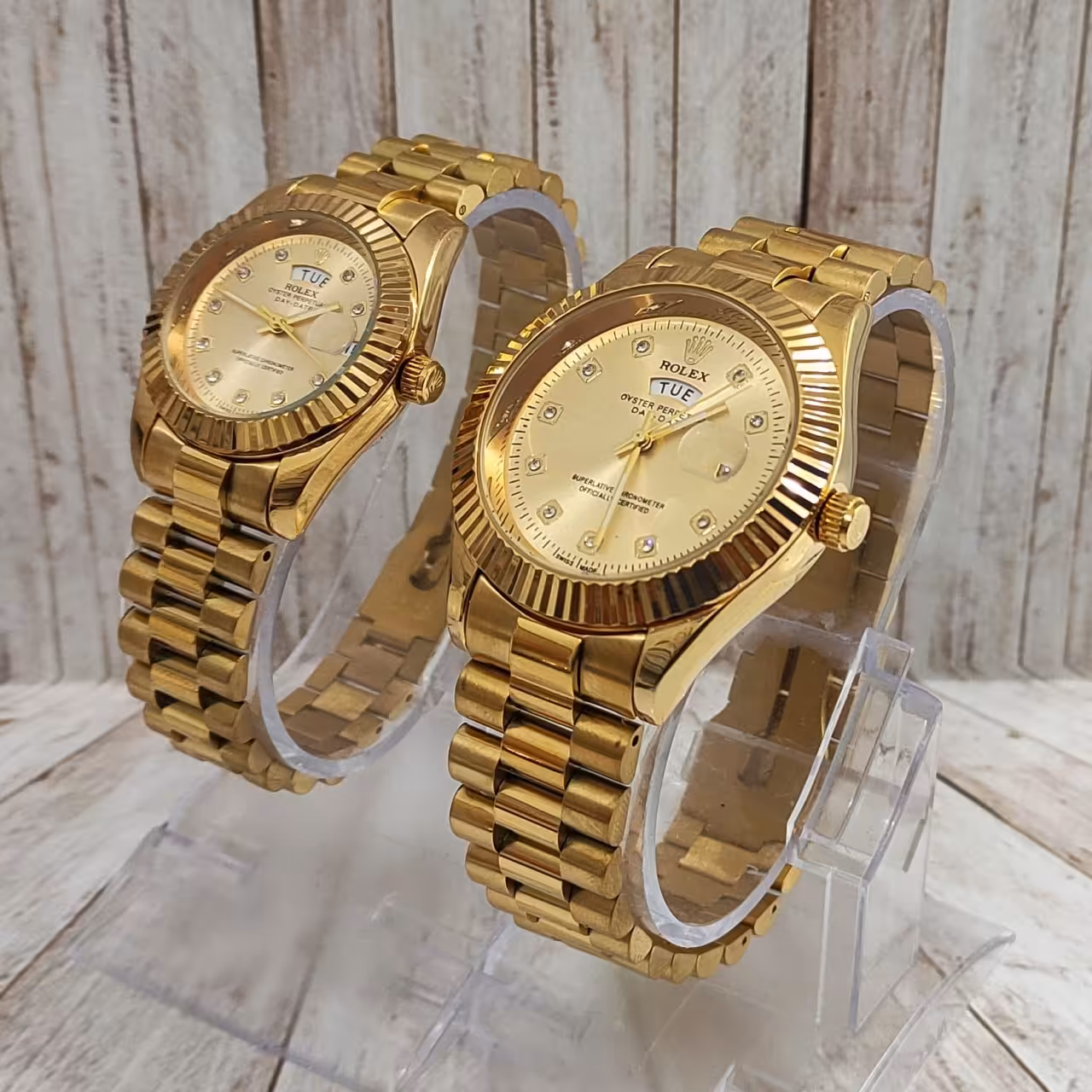 ساعت رولکس های کپی درجه یک طلایی زمینه طلایی
*جنس بدنه : استیل رنگ ثابت
