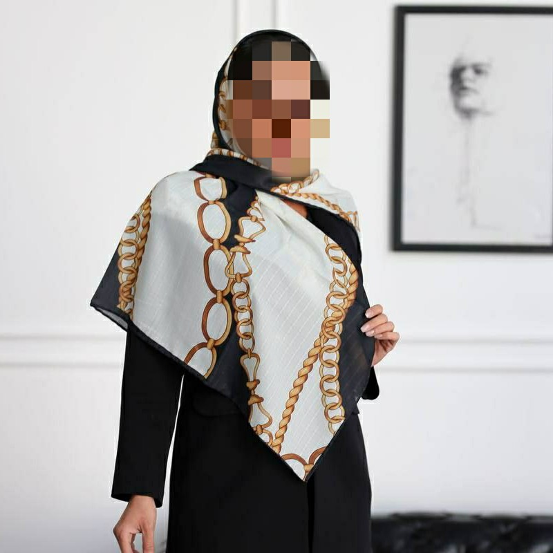 روسری حریردور دست دوز قواره 120 طرح زنجیری سفیدمشکی