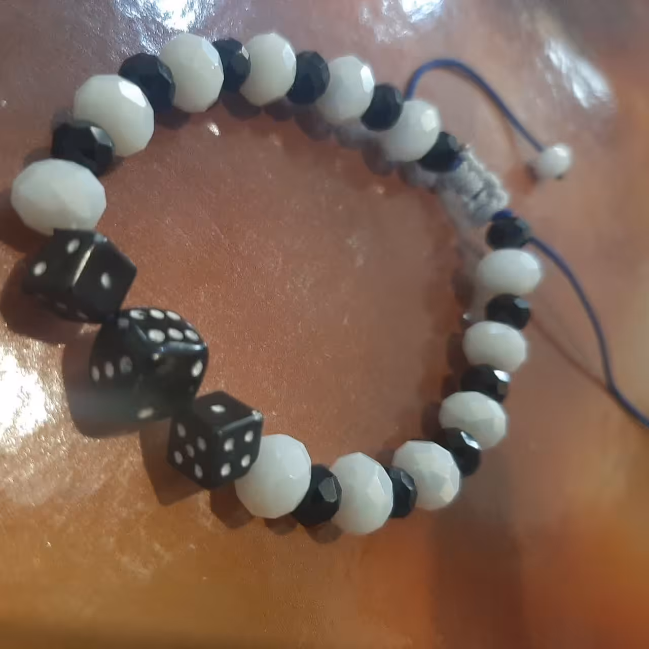 دستبند کشویی مدل تاس . دستبند زیبا و خواستنی! برای همه