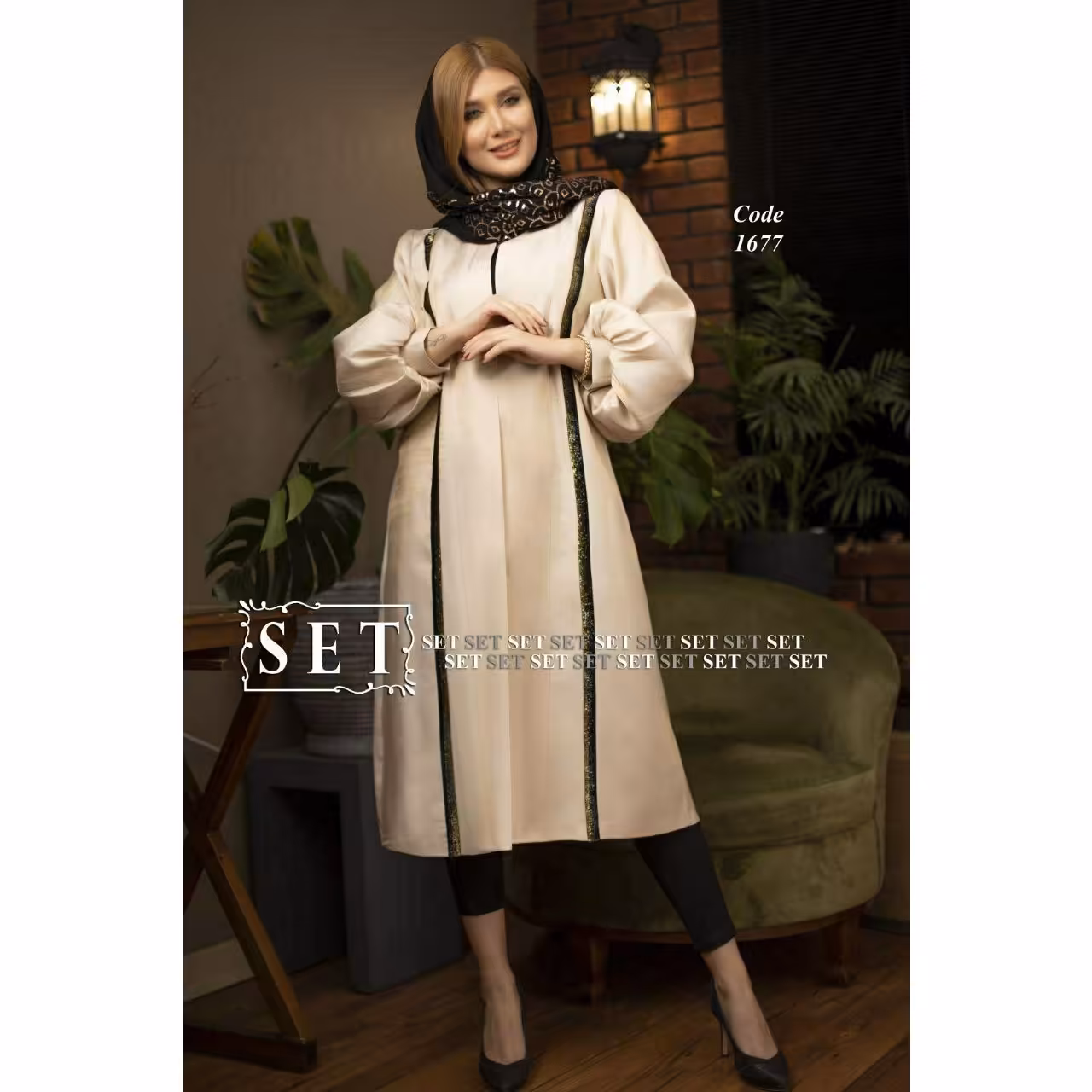 مانتو زنانه مدل مهر و ماه کد 1677 استخوانی/ طلایی