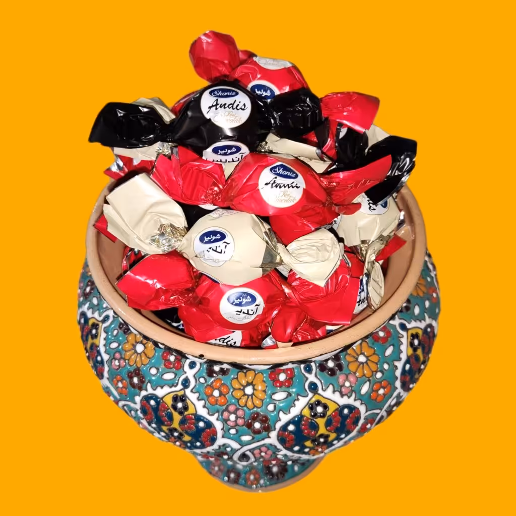 شکلات میکس آندیس شونیز (مخلوطی از شکلات تلخ، شیری، سفید)