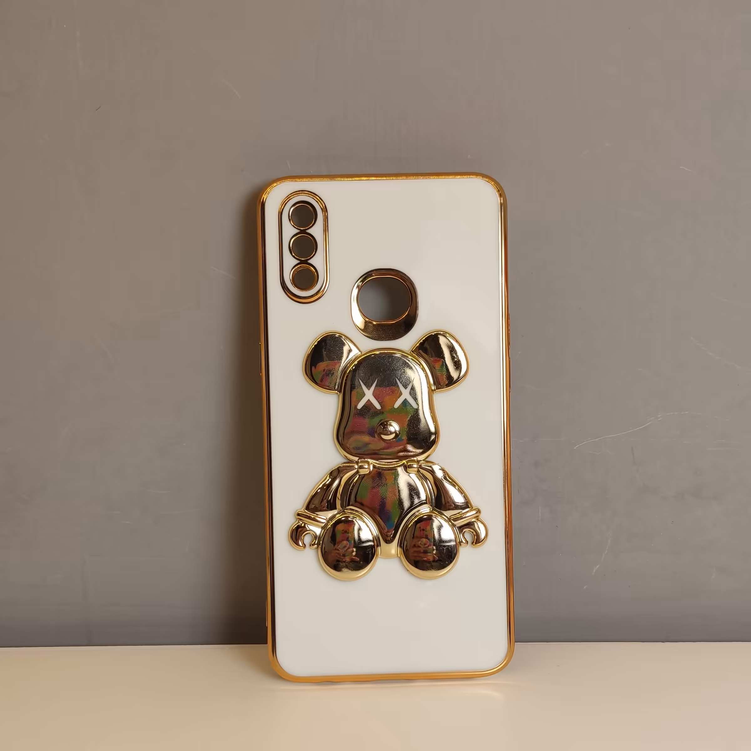 گارد گوشی مدلA10S تدی سفید طلایی برجسته استندی